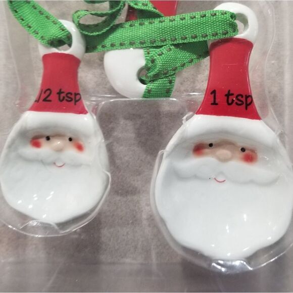 Christmas Santa Measuring Spoon Set Decorative Holiday Kitchen Baking Spoon 4ct - Picture 3 of 3